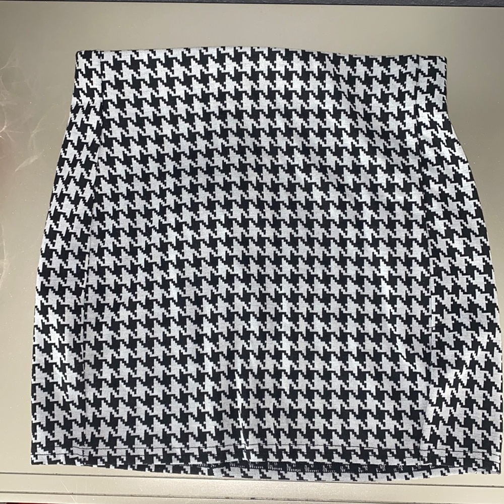 Fashion Nova minu skirt